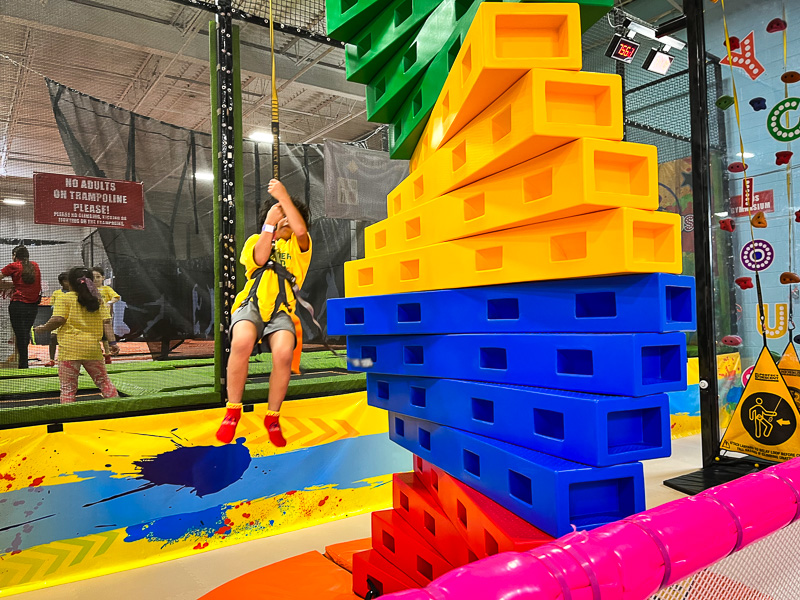 Explore and play on exciting field trips Explore and play on exciting field trips